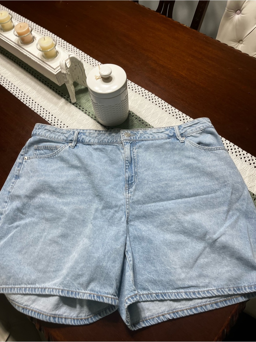 Ava & Viv Light Wash High-Rise Denim Shorts